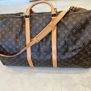 AUNTHENTIC VINTAGE LOUIS VUITTON MONOGRAM CANVAS KEEPALL BANDOULIERE 60